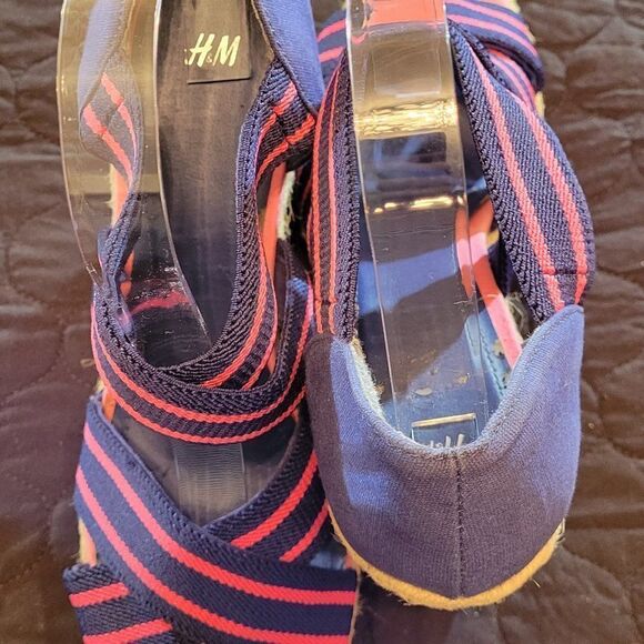 H&M WEDGE STYLE OPEN TOE ANKLE STRAP SANDAL - Picture 11 of 15